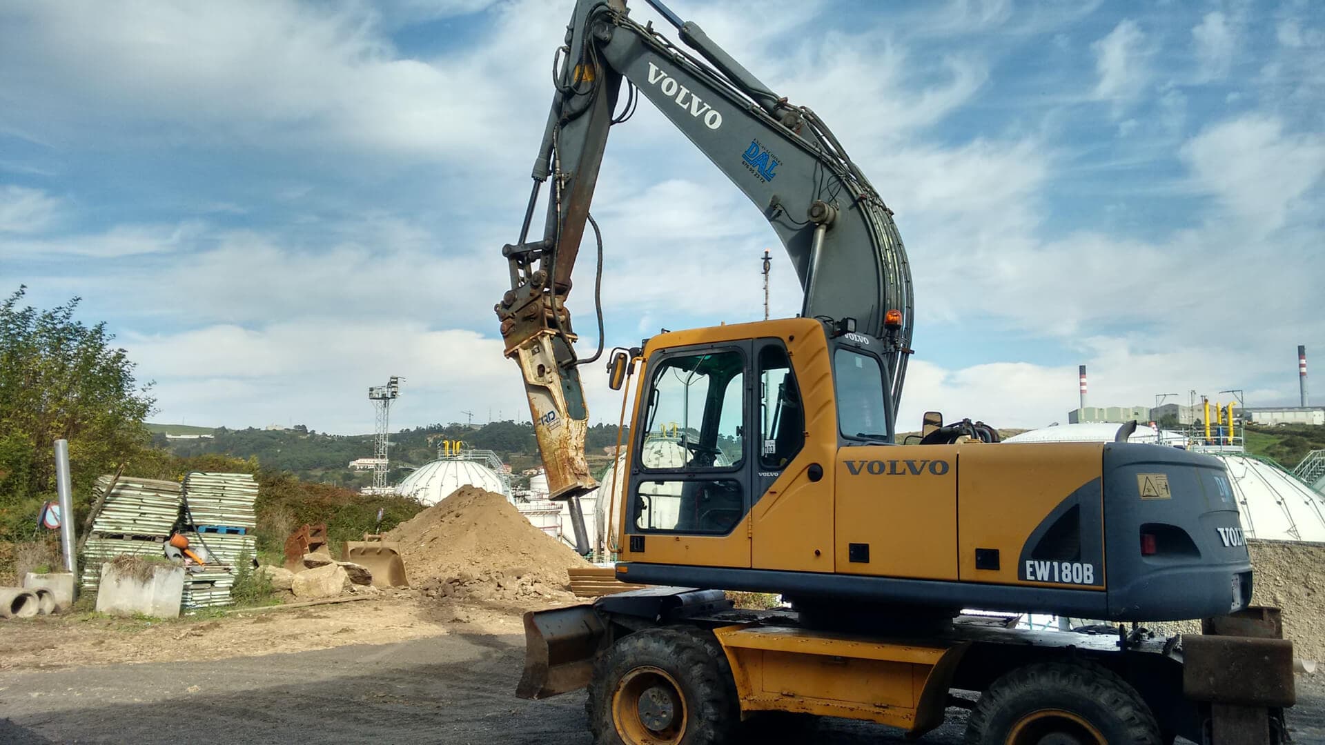 Maquinaria de Excavaciones Daal en A Coruña